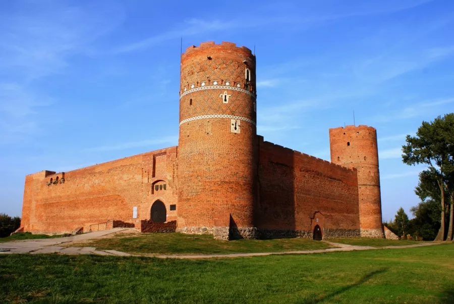 TANIE ZWIEDZANIE. Zwiedzanie Zamku Książąt Mazowieckich w Ciechanowie za 1zł